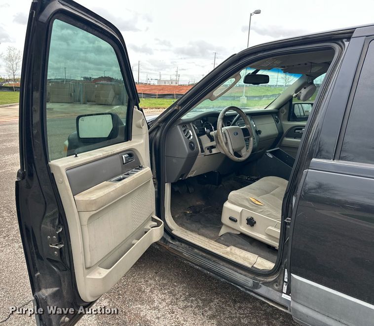image for item EJ8536 2010 Ford Expedition XLT SUV