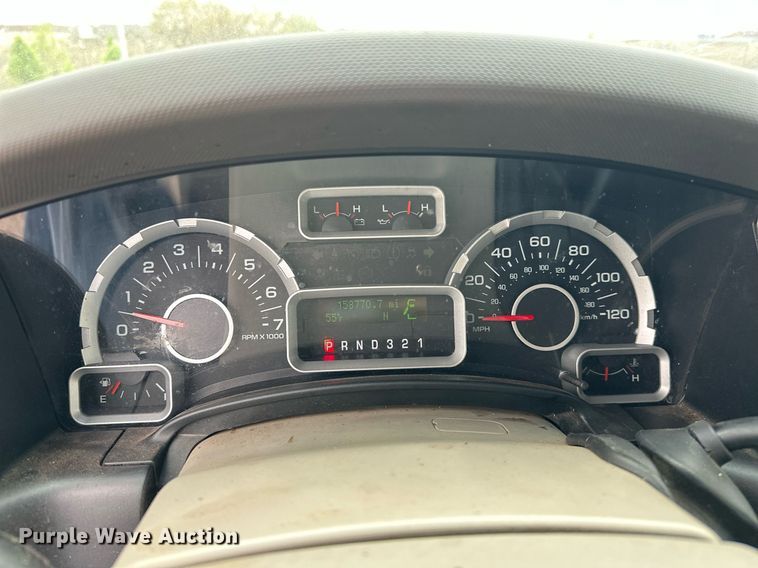 image for item EJ8536 2010 Ford Expedition XLT SUV