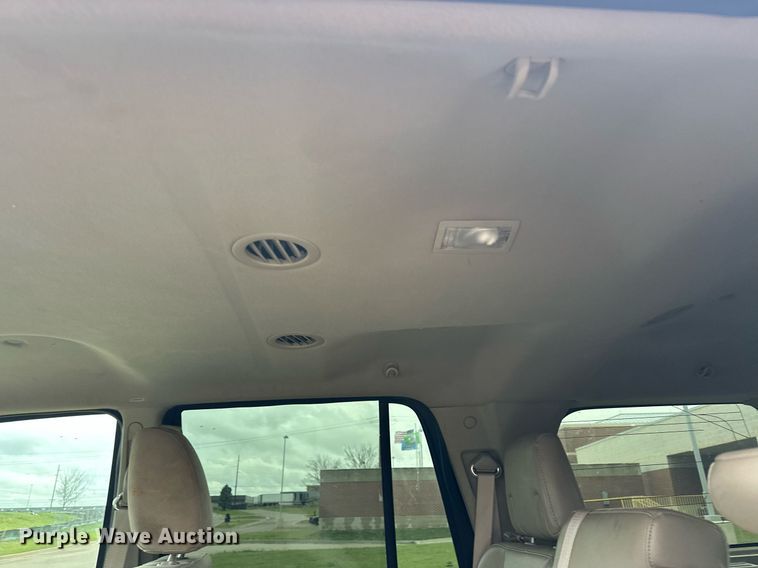image for item EJ8536 2010 Ford Expedition XLT SUV