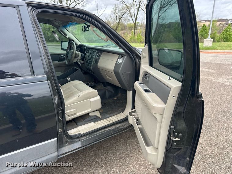 image for item EJ8536 2010 Ford Expedition XLT SUV