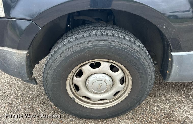 image for item EJ8536 2010 Ford Expedition XLT SUV