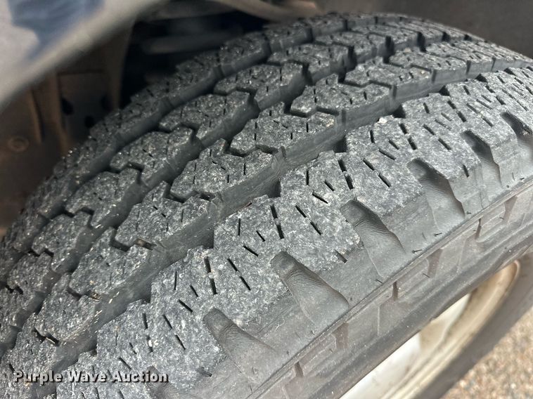 image for item EJ8536 2010 Ford Expedition XLT SUV