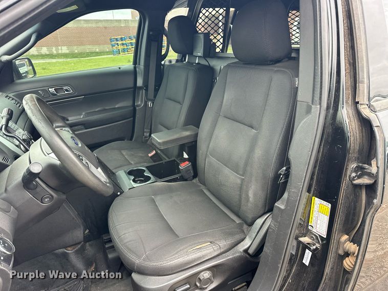 image for item EJ8538 2015 Ford Explorer Police Interceptor SUV