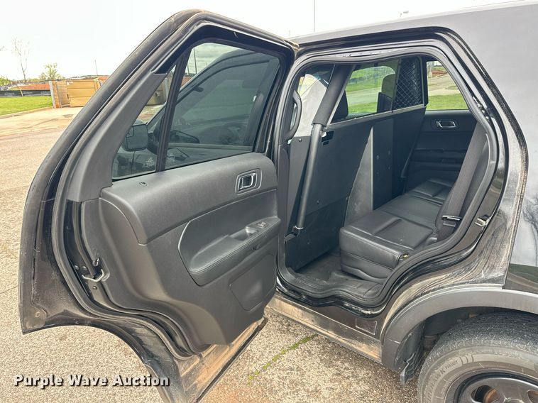 image for item EJ8538 2015 Ford Explorer Police Interceptor SUV