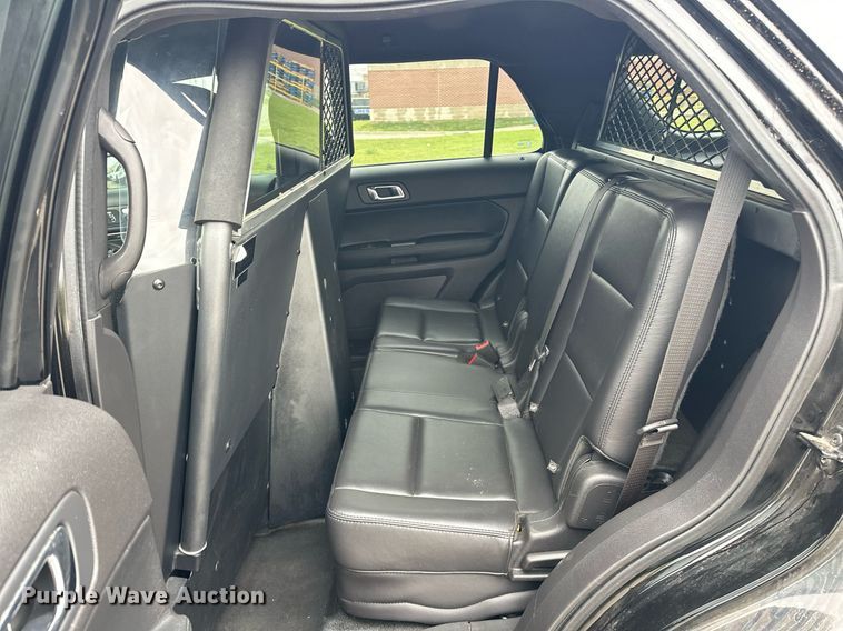 image for item EJ8538 2015 Ford Explorer Police Interceptor SUV