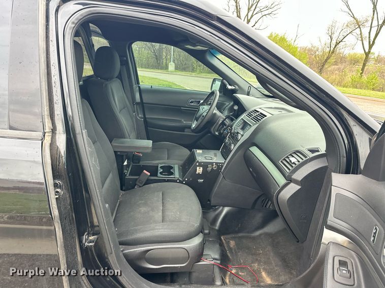 image for item EJ8538 2015 Ford Explorer Police Interceptor SUV