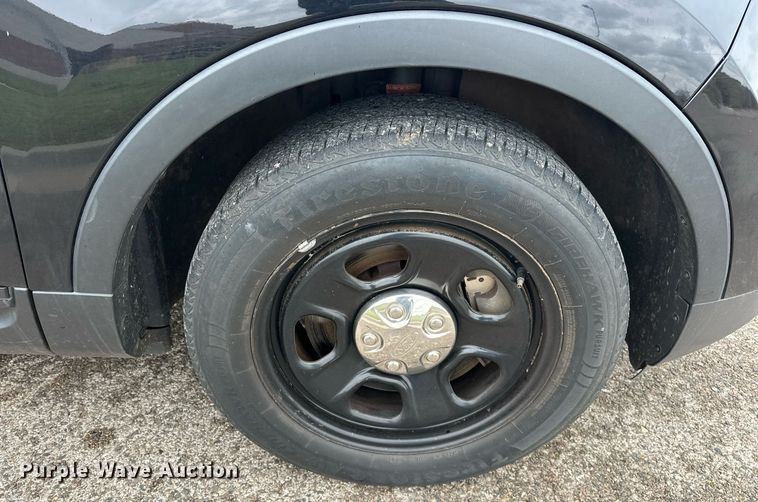 image for item EJ8538 2015 Ford Explorer Police Interceptor SUV