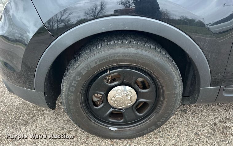 image for item EJ8538 2015 Ford Explorer Police Interceptor SUV