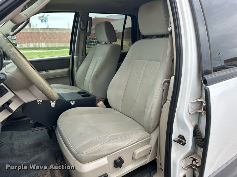 image for item EJ8541 2007 Ford Expedition XLT SUV