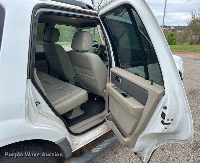 image for item EJ8541 2007 Ford Expedition XLT SUV