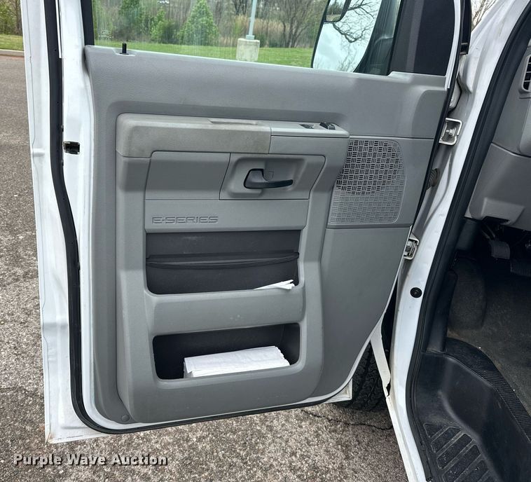 image for item EJ8543 2012 Ford E350 XL Super Duty van