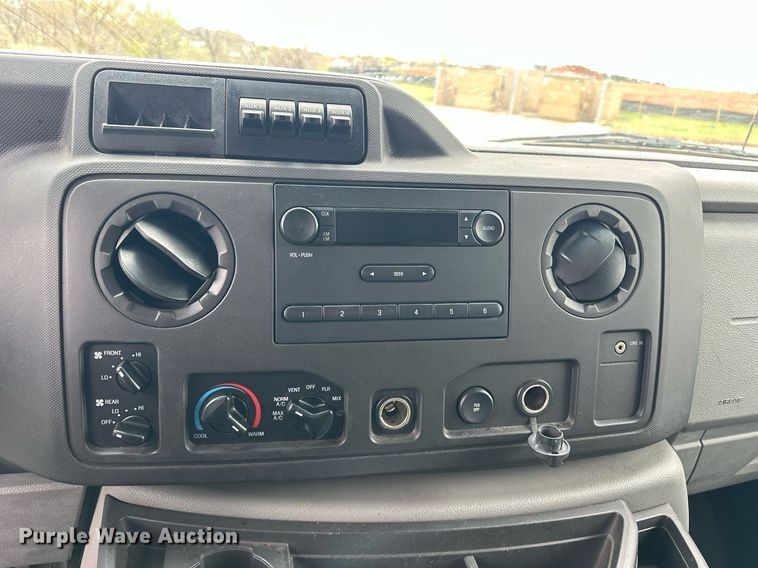 image for item EJ8543 2012 Ford E350 XL Super Duty van