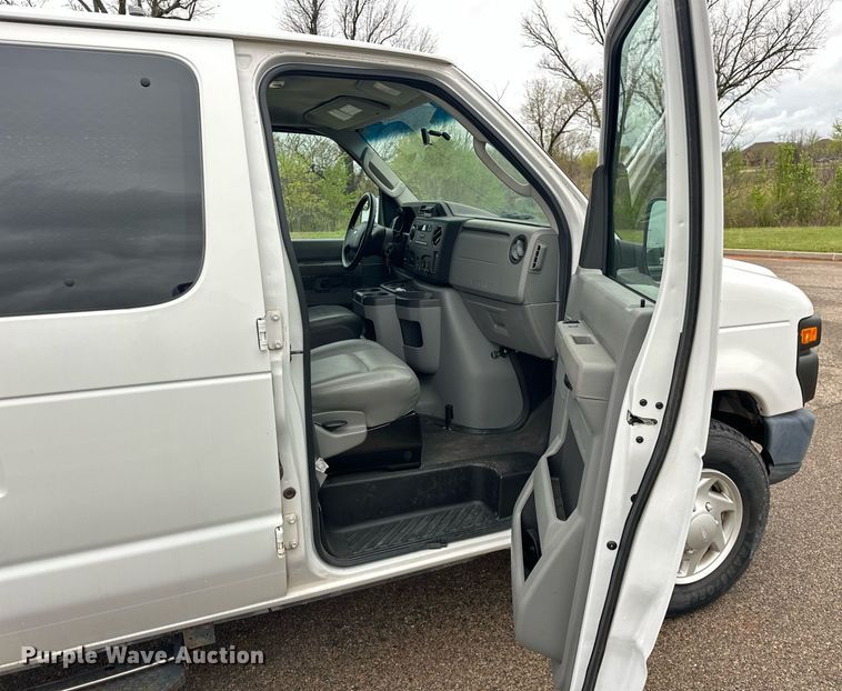 image for item EJ8543 2012 Ford E350 XL Super Duty van