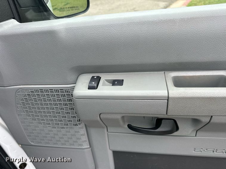 image for item EJ8543 2012 Ford E350 XL Super Duty van
