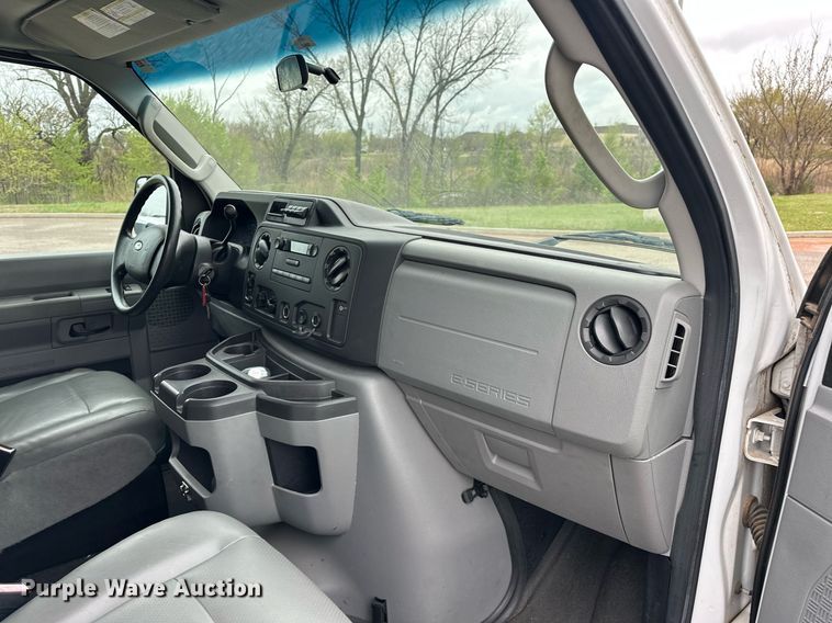 image for item EJ8543 2012 Ford E350 XL Super Duty van