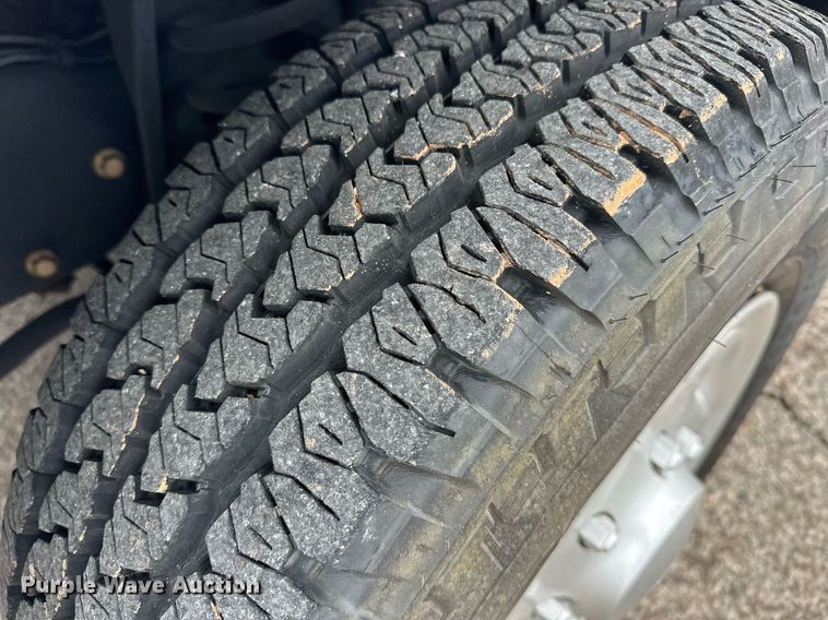 image for item EJ8543 2012 Ford E350 XL Super Duty van