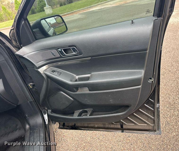 image for item EJ8545 2017 Ford Explorer Police Interceptor SUV