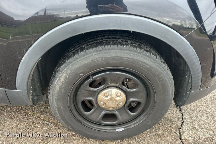 image for item EJ8545 2017 Ford Explorer Police Interceptor SUV