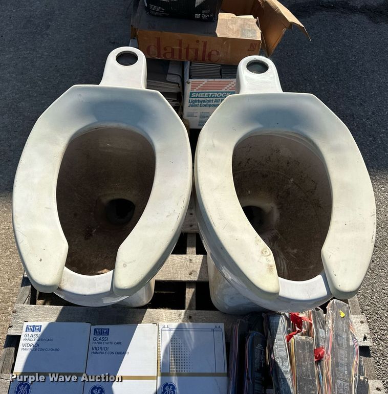 image for item EJ8576 Building materials