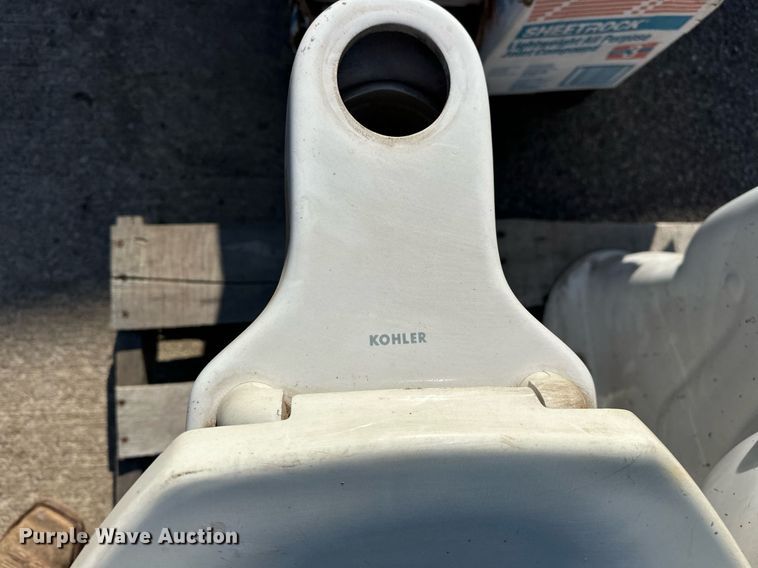 image for item EJ8576 Building materials