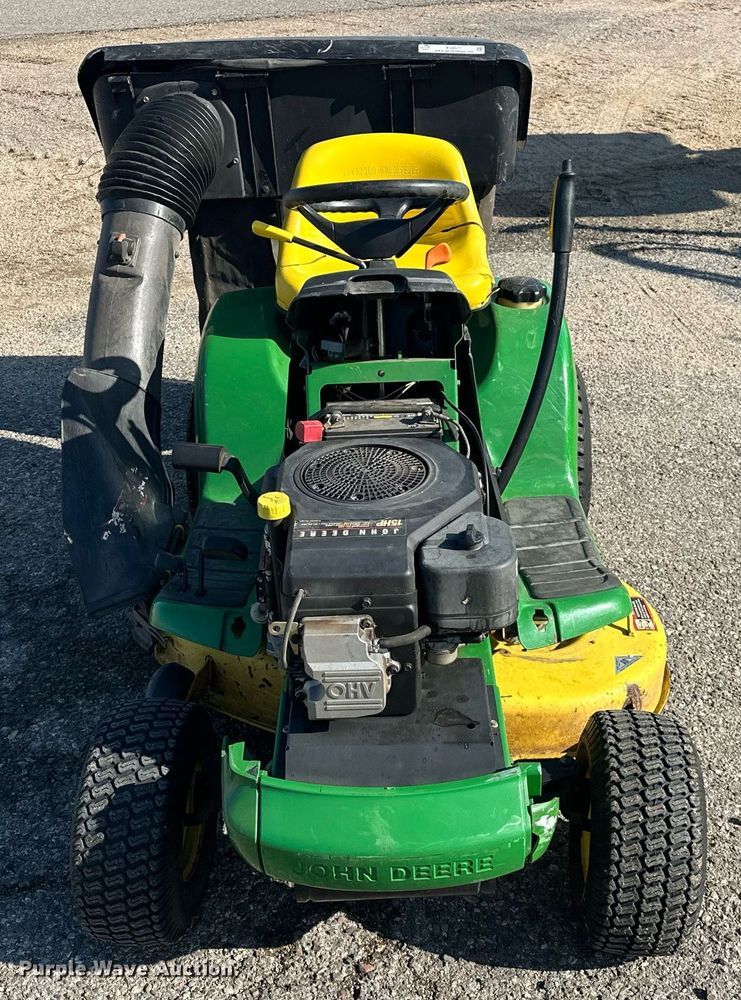 image for item EJ8577 2001 John Deere LT155 lawn mower