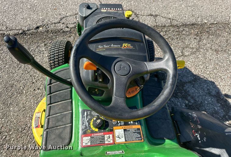 image for item EJ8577 2001 John Deere LT155 lawn mower