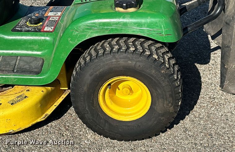 image for item EJ8577 2001 John Deere LT155 lawn mower