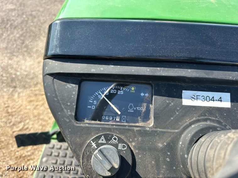 image for item EJ8579 1999 John Deere 4100 MFWD tractor