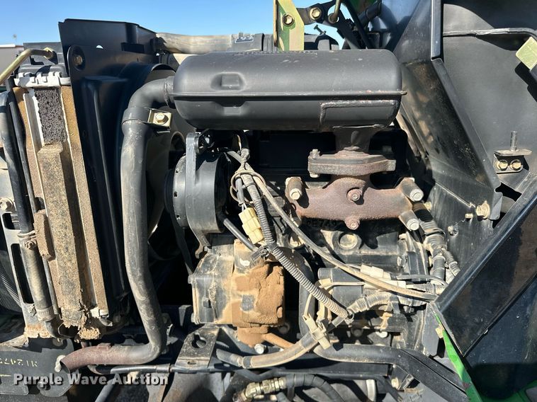 image for item EJ8579 1999 John Deere 4100 MFWD tractor