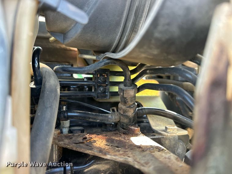 image for item EJ8579 1999 John Deere 4100 MFWD tractor