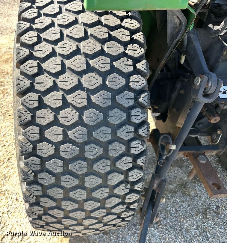 image for item EJ8579 1999 John Deere 4100 MFWD tractor