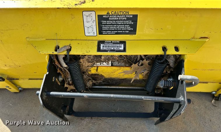 image for item EJ8579 1999 John Deere 4100 MFWD tractor