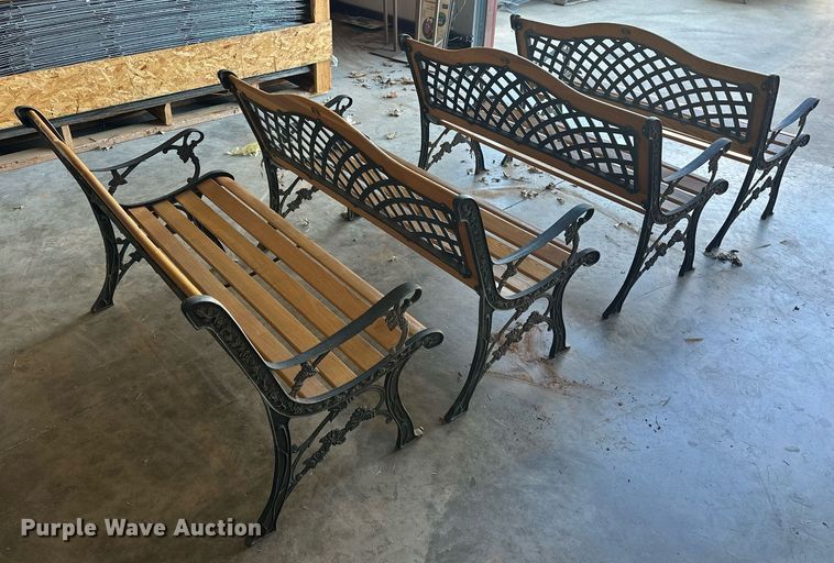 image for item EJ8580 (4) benches