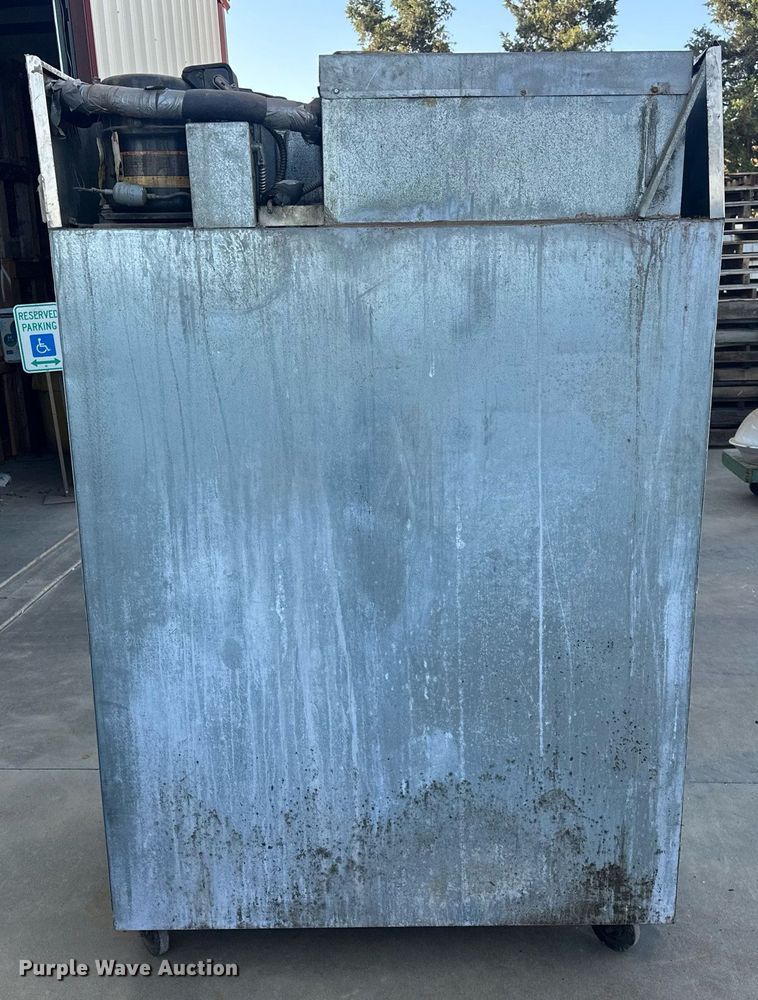 image for item EJ8581 Delfield refrigerator