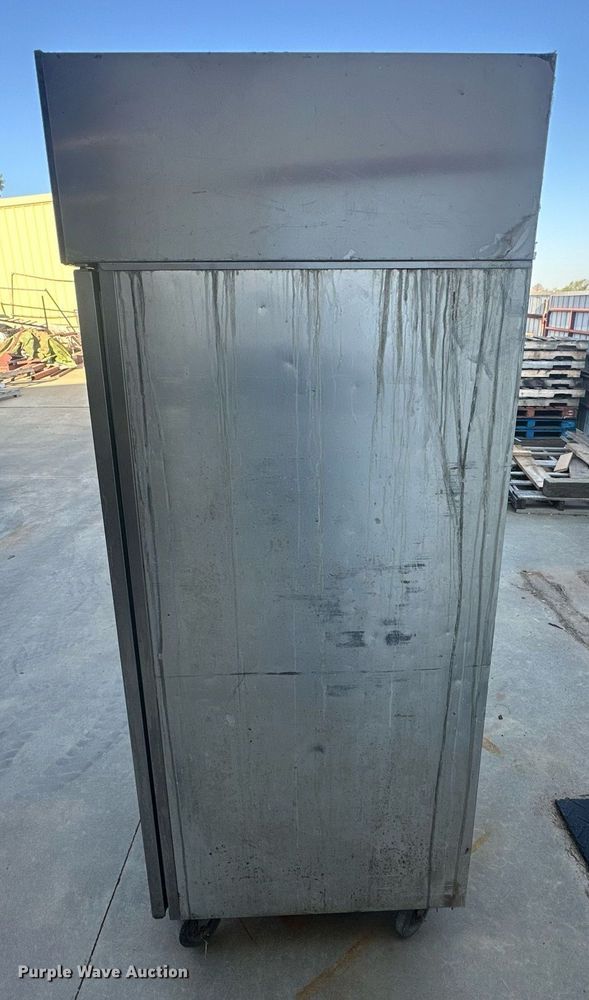 image for item EJ8581 Delfield refrigerator