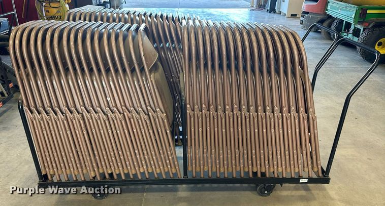 image for item EJ8583 (60) metal folding chairs