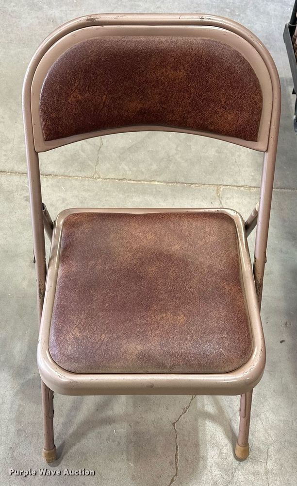 image for item EJ8583 (60) metal folding chairs