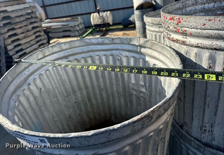 image for item EJ8585 (22) trash cans