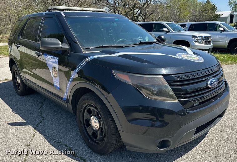 image for item EJ8590 2015 Ford Explorer Police interceptor SUV