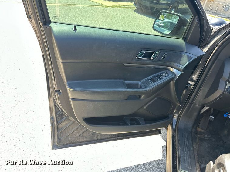 image for item EJ8590 2015 Ford Explorer Police interceptor SUV