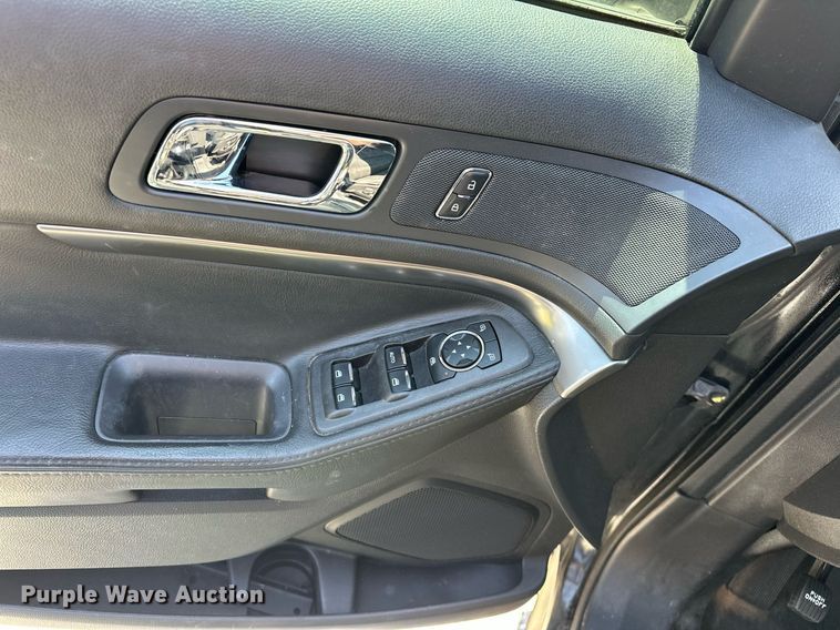 image for item EJ8590 2015 Ford Explorer Police interceptor SUV