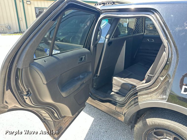 image for item EJ8590 2015 Ford Explorer Police interceptor SUV