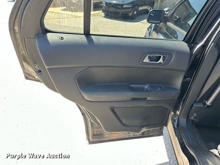 image for item EJ8590 2015 Ford Explorer Police interceptor SUV