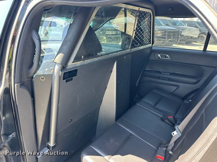 image for item EJ8590 2015 Ford Explorer Police interceptor SUV