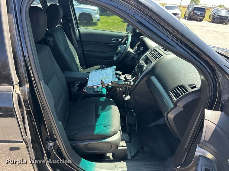 image for item EJ8590 2015 Ford Explorer Police interceptor SUV