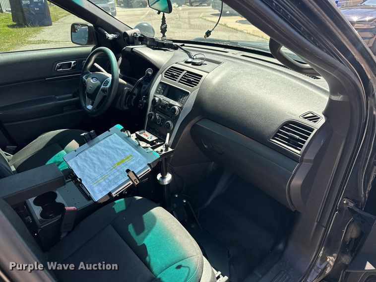 image for item EJ8590 2015 Ford Explorer Police interceptor SUV