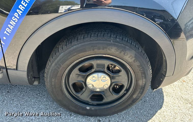 image for item EJ8590 2015 Ford Explorer Police interceptor SUV