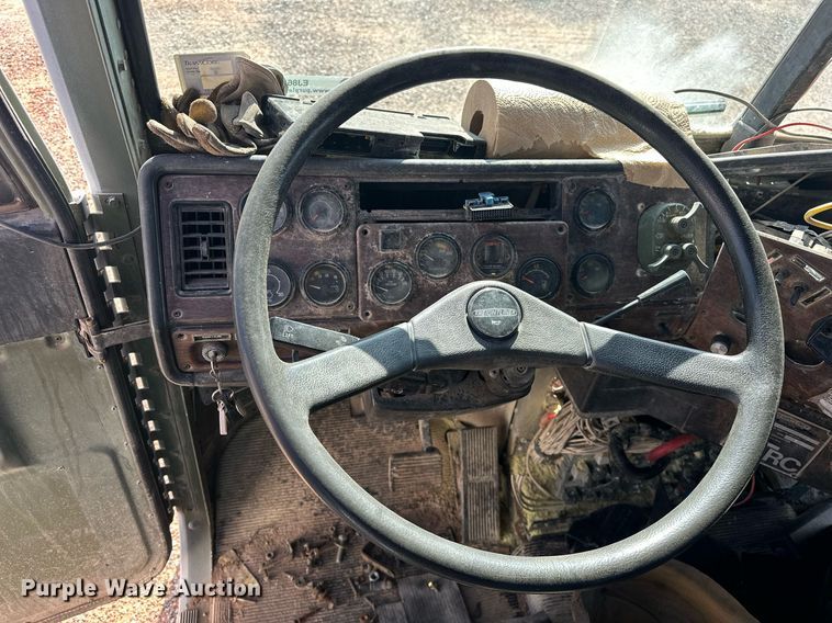 image for item EJ8608 1991 Freightliner M915A2 semi truck cab