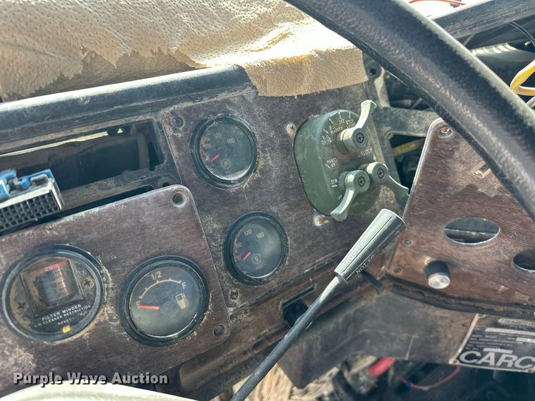 image for item EJ8608 1991 Freightliner M915A2 semi truck cab