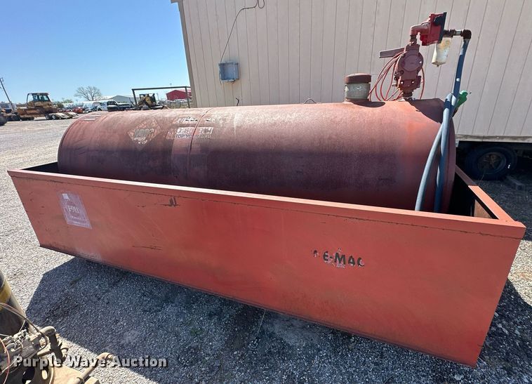 image for item EJ8611 Fuel tank